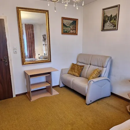 Living Séjour chez l'habitant *